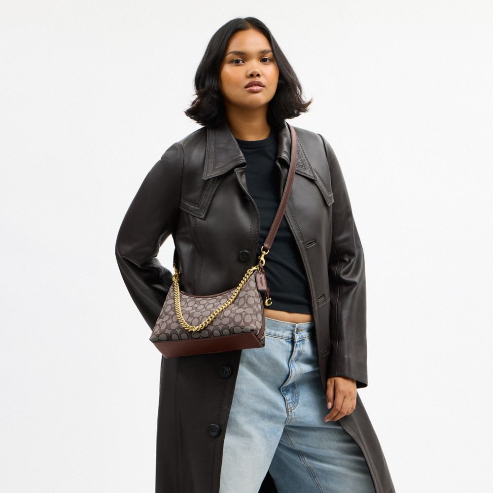 Juliet Shoulder Bag 25 In Signature Jacquard