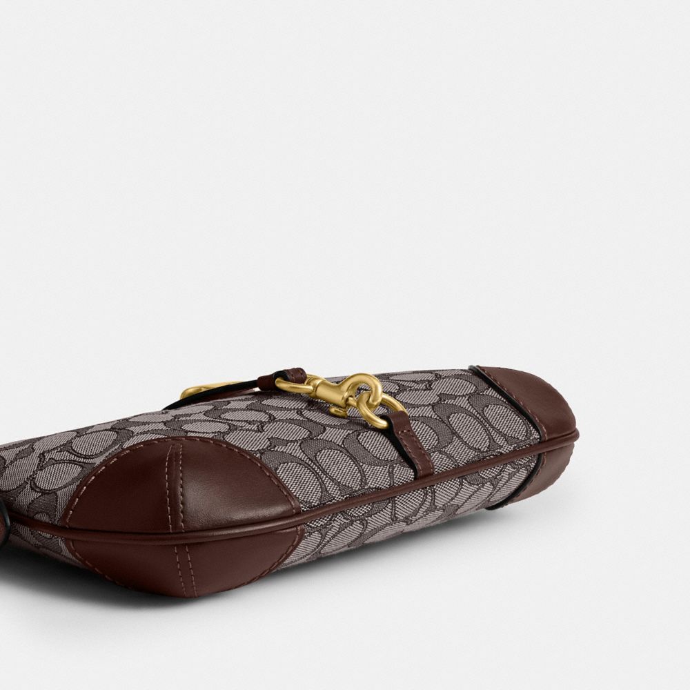 Coach Hamptons Hobo Bag In Signature Jacquard In Brown