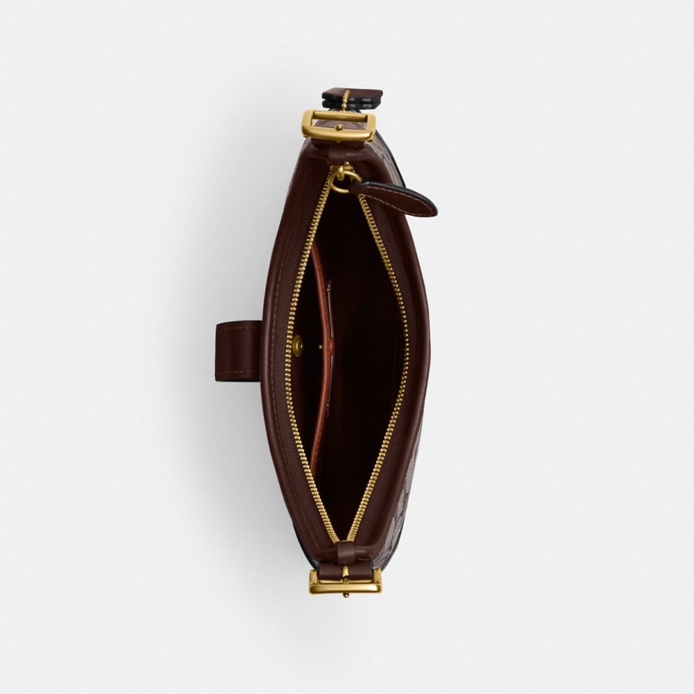 Coach Hamptons Hobo Bag In Signature Jacquard In Brown