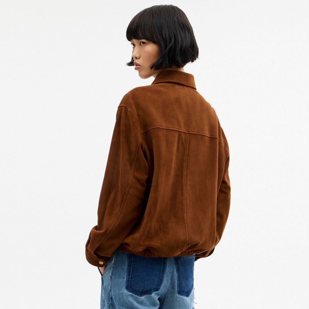 Женские куртки Coach Heritage C Oversized Suede Bomber — фото 4