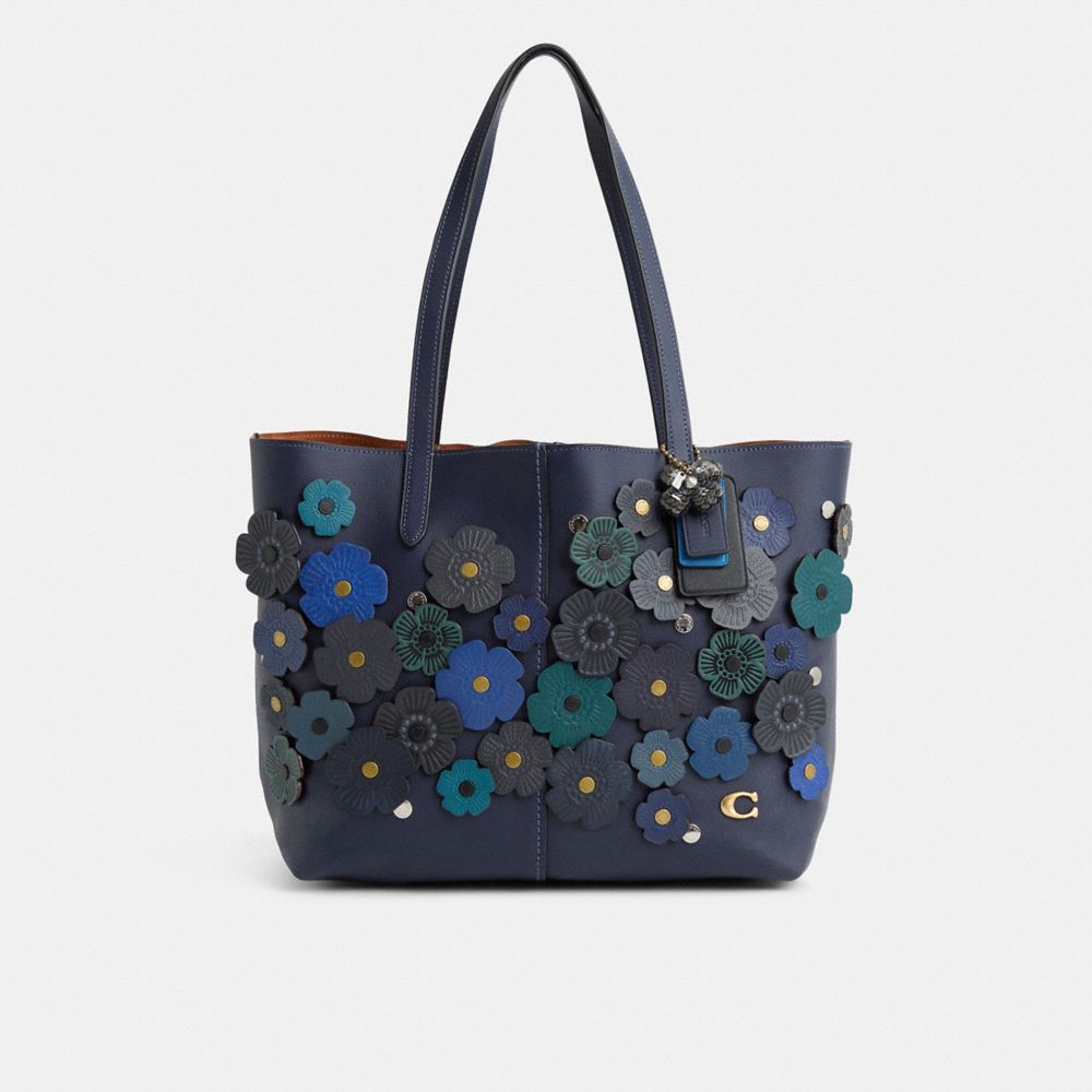 Upcrafted North Tote Bag 32 | COACH®