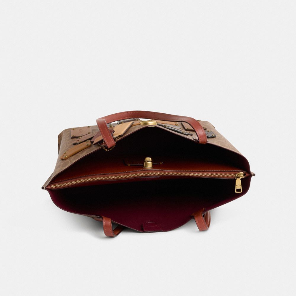 COACH®,,Inside View,Top View