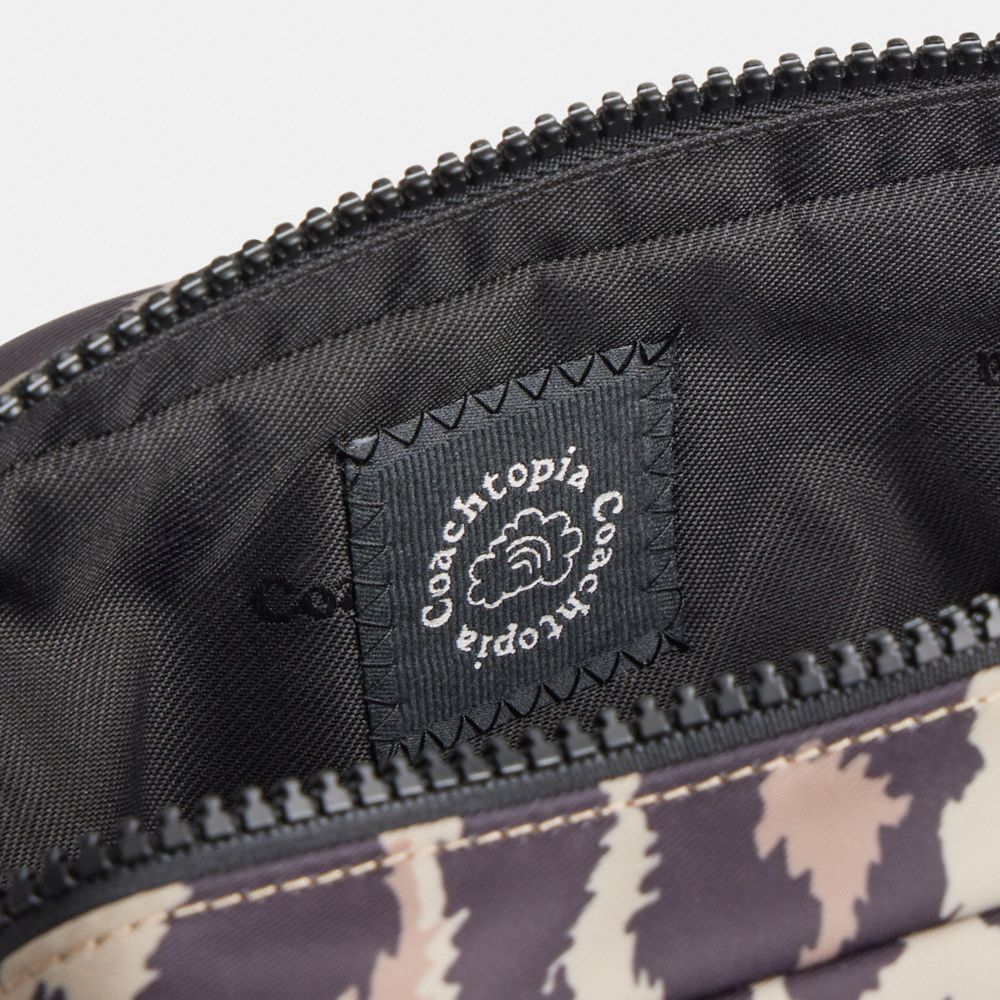 Coachtopia Loop Pouch With Leopard Print