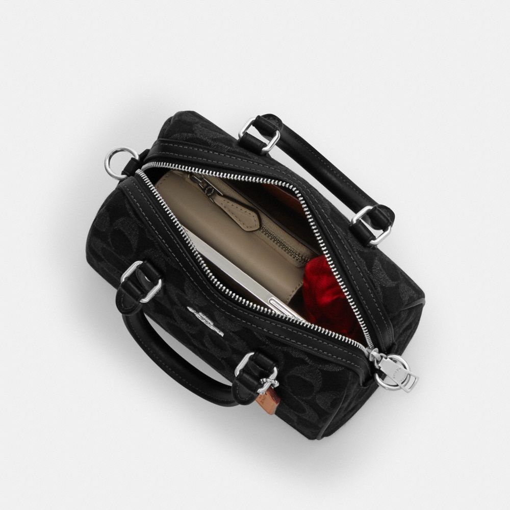 Argento,Vista interna, vista dall'alto