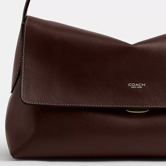 COACH® | Chelsea Shoulder Bag 30 With Chain