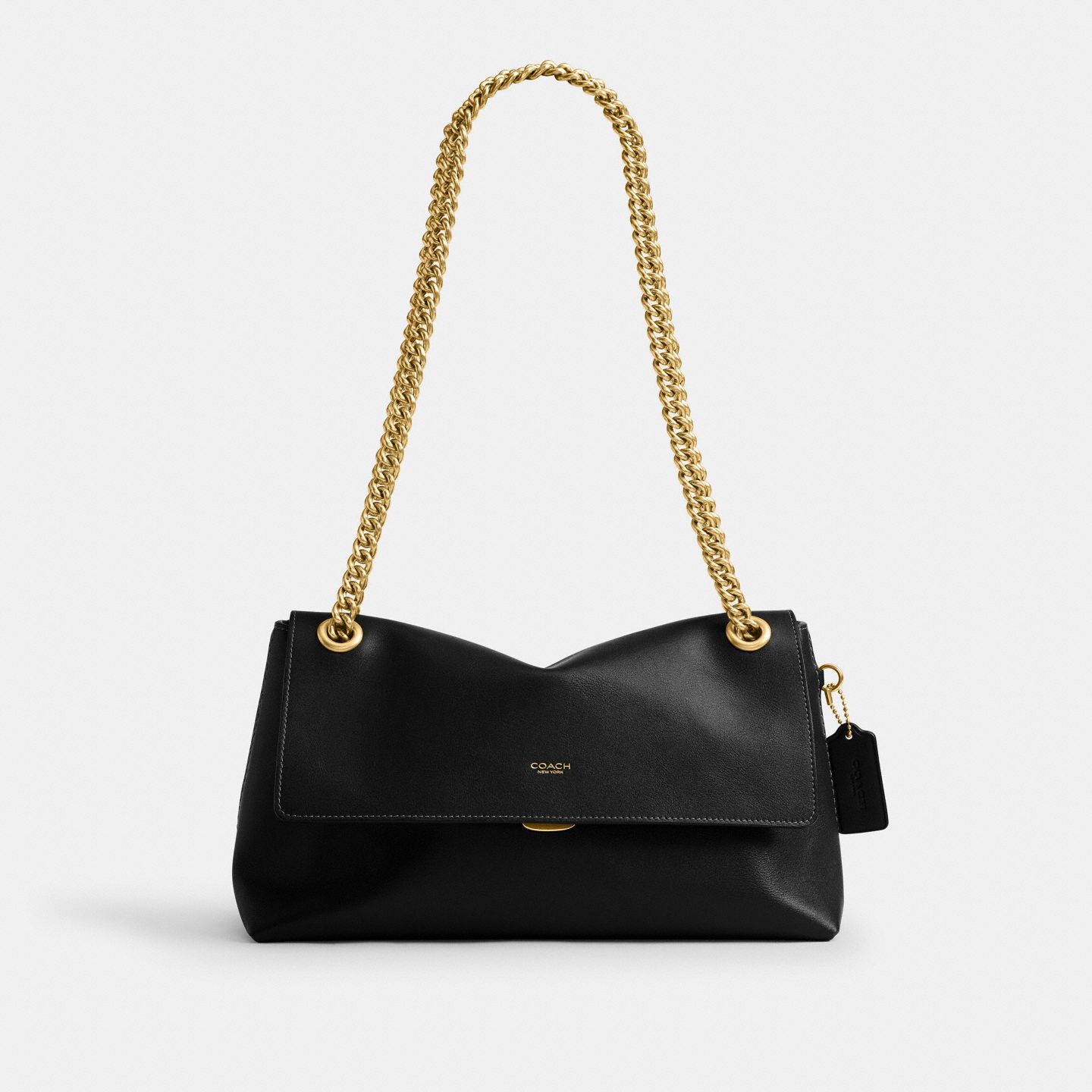 Женская сумка Coach Chelsea Shoulder Bag 30 With Chain, цвет: Латунный / Чёрный — фото 1