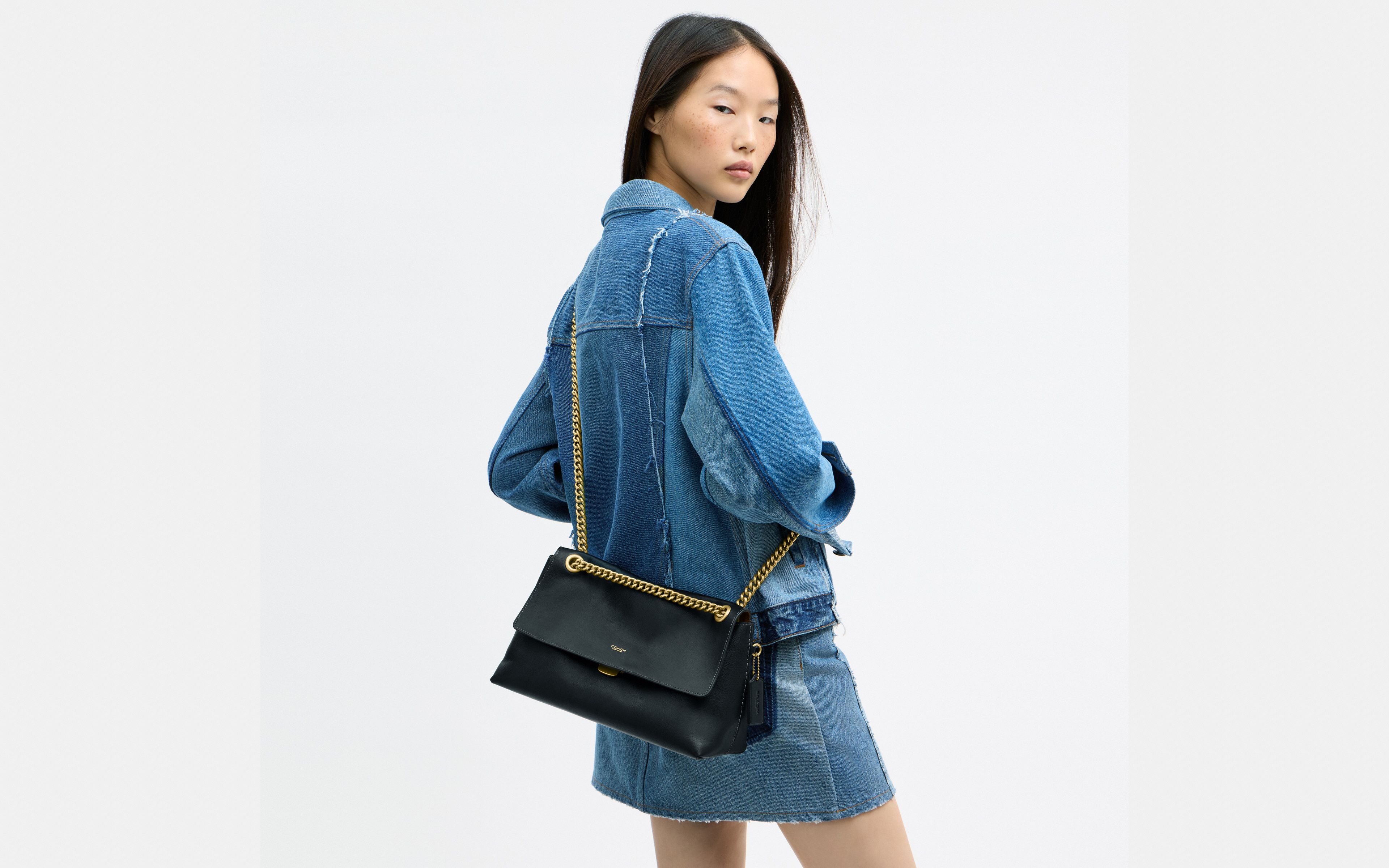 Chelsea Shoulder Bag 30 With Chain