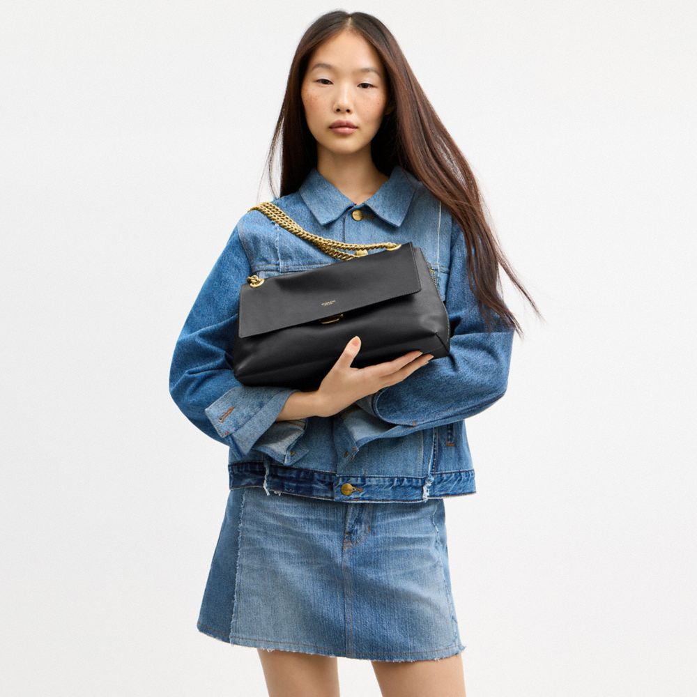 Женские сумки Coach Chelsea Shoulder Bag 30 With Chain — фото 7