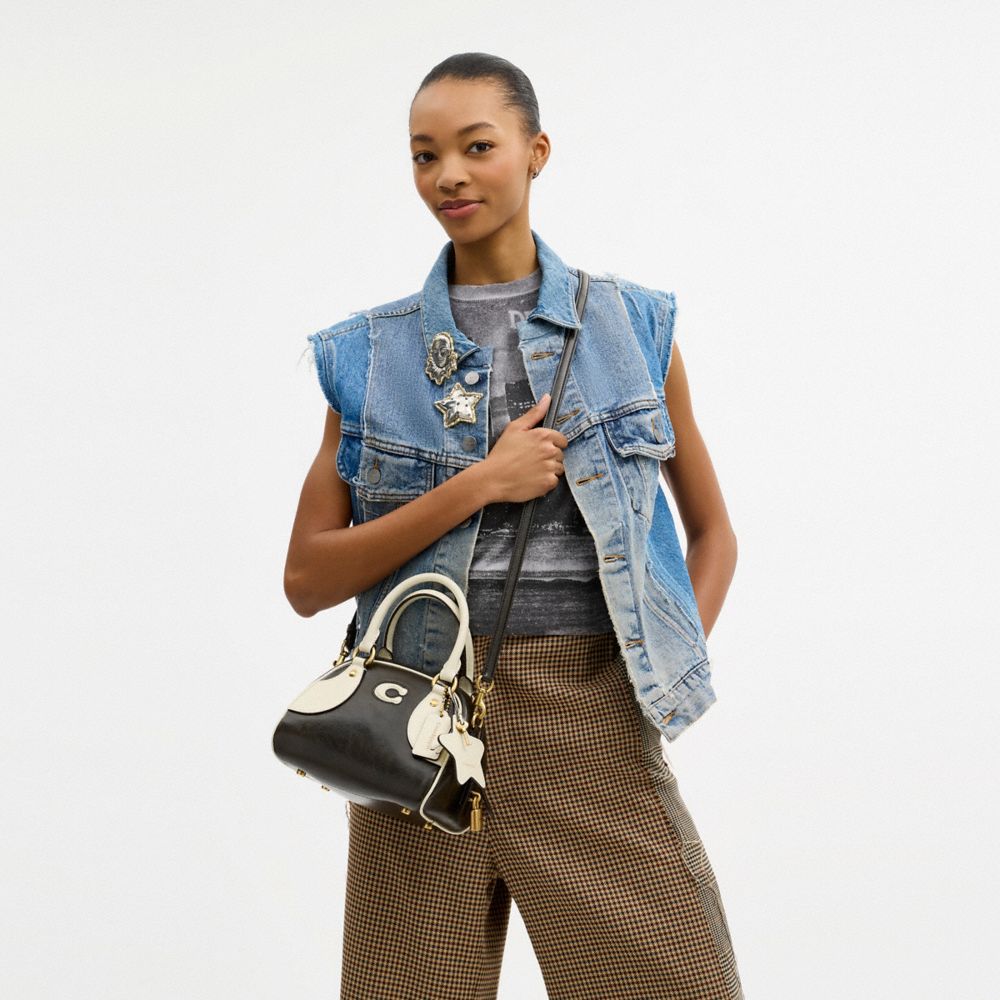 Женские сумки Coach Bowling Top Handle Bag — фото 6