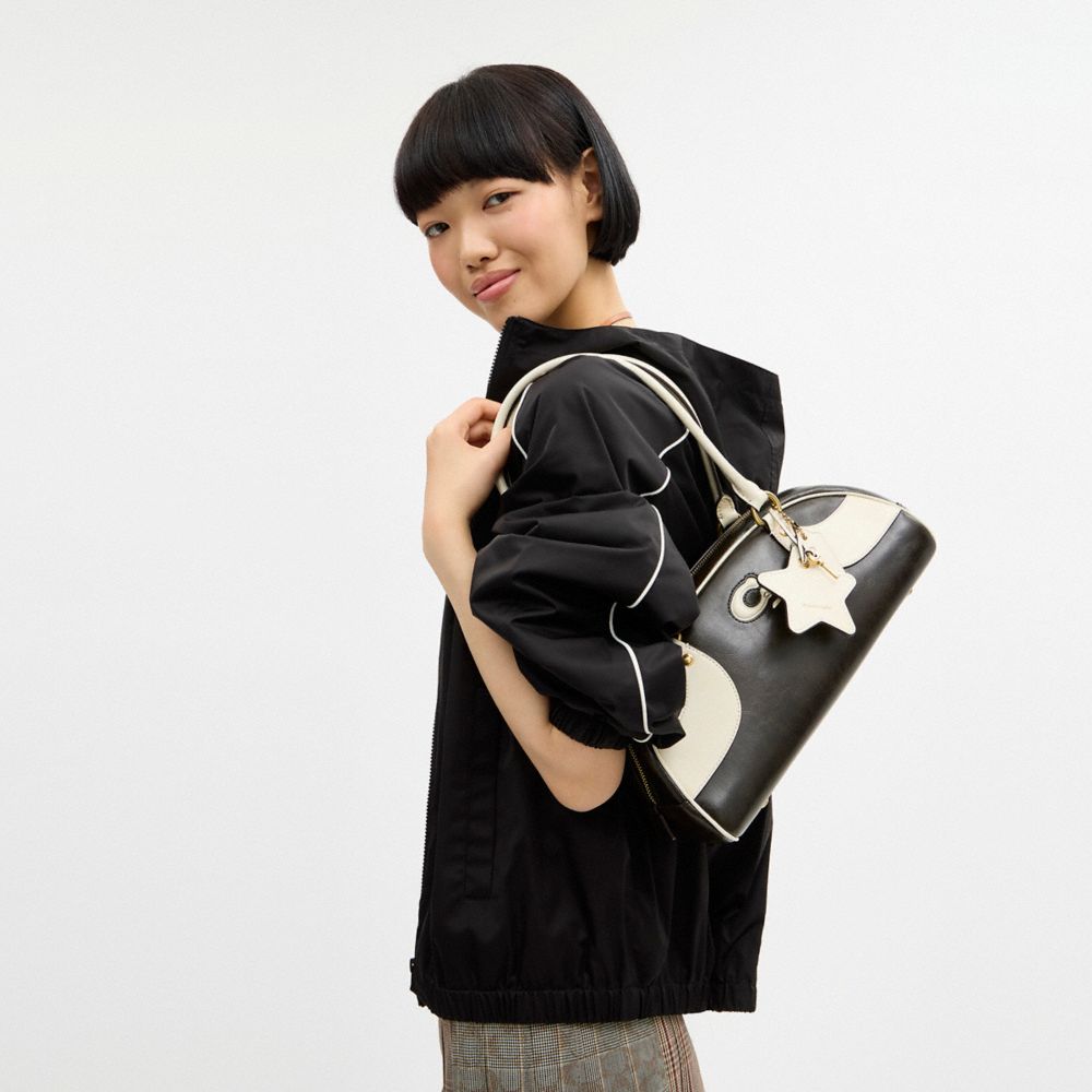 Женские сумки Coach Bowling Shoulder Bag — фото 5