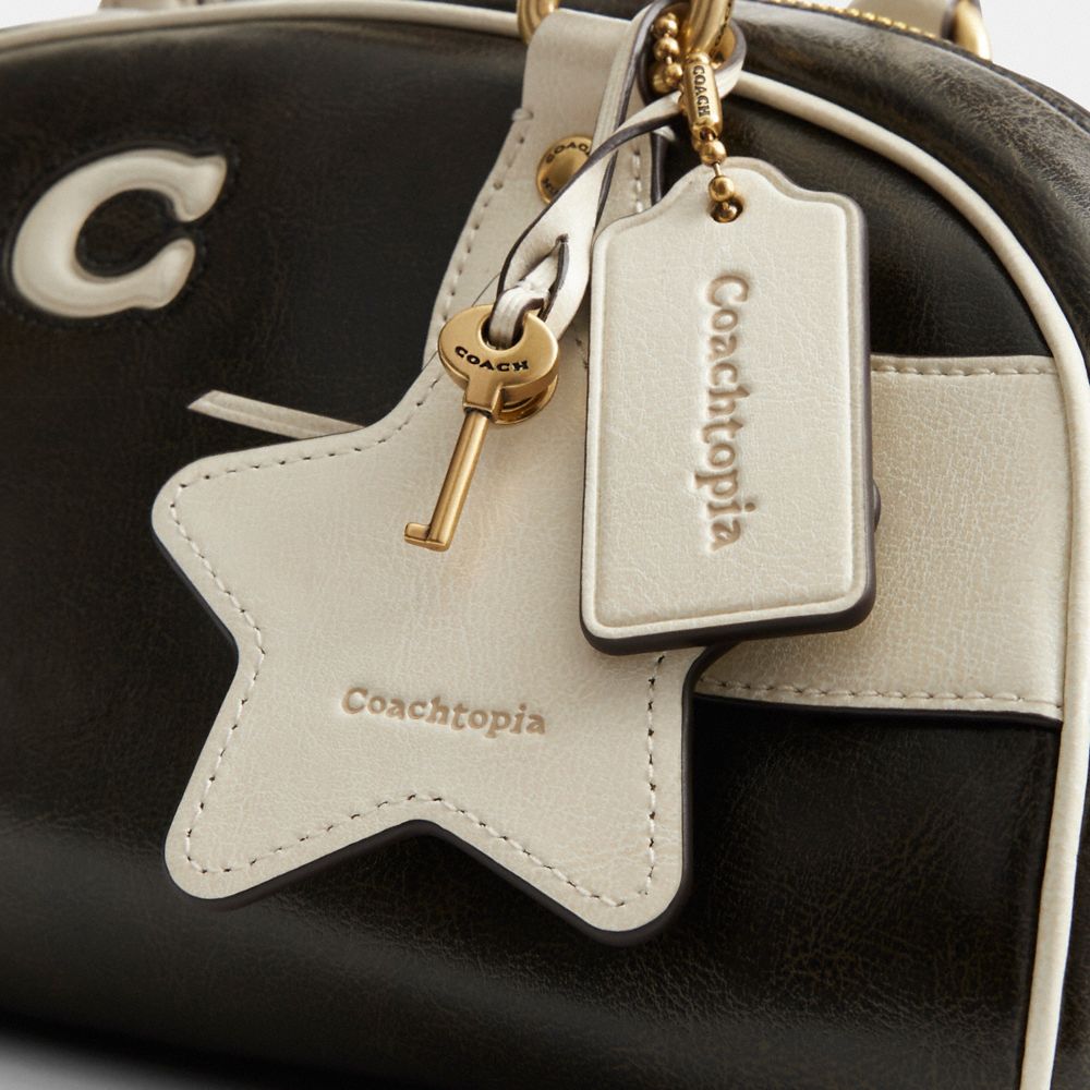 Женские сумки Coach Bowling Shoulder Bag — фото 7