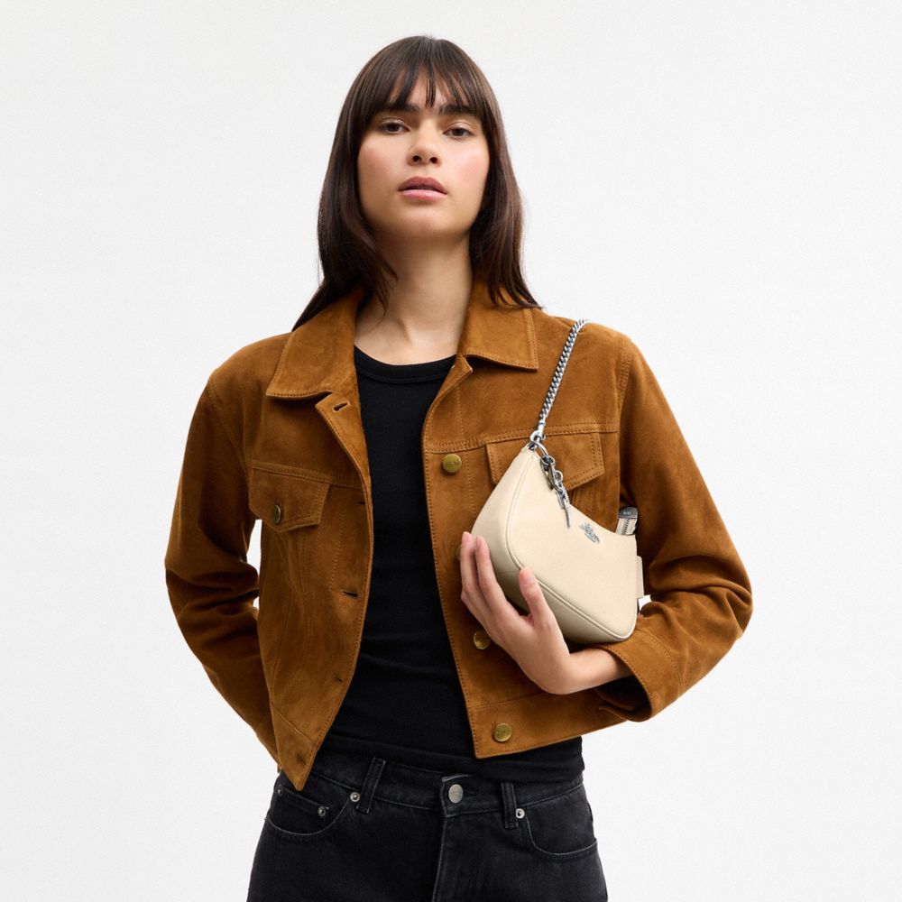 COACH®,MINI SAC BANDOULIÈRE TERI AVEC BRELOQUES,Cuir glacé,Argent/Ivoire,Detail View