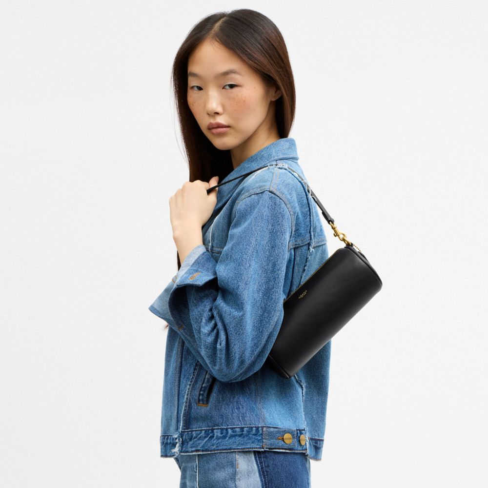 Женские сумки Coach Barrel Bag — фото 8
