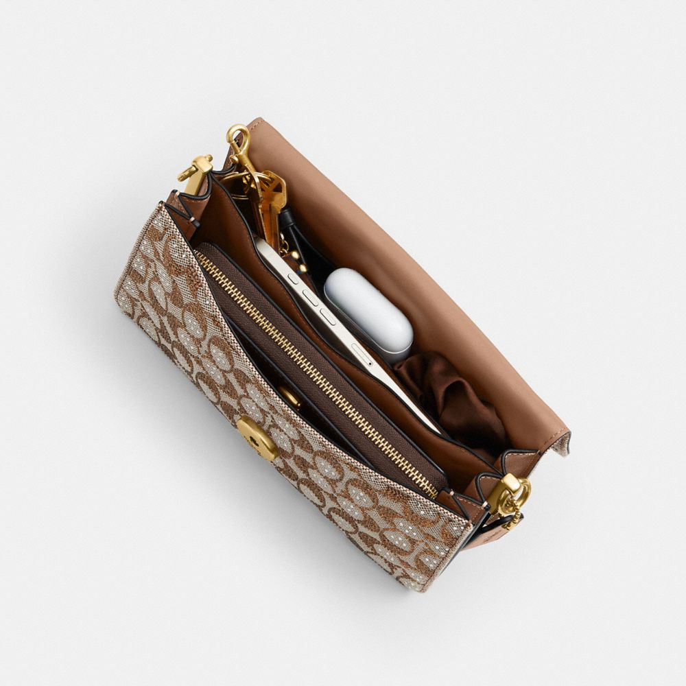 Женские сумки Coach Tabby Shoulder Bag 26 In Crystal Signature Jacquard — фото 3