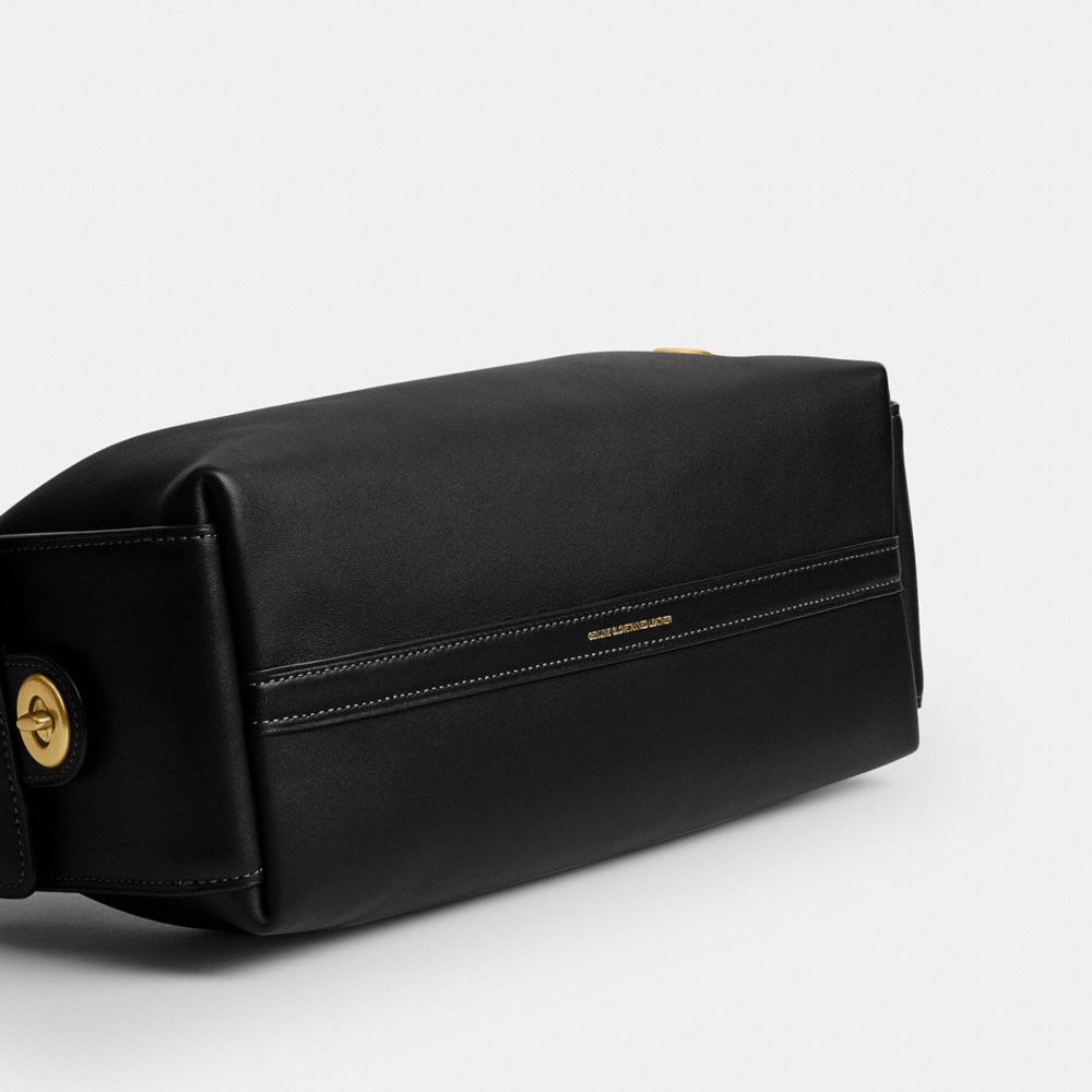 Женские сумки Coach Pocket Juliet Bag 30 — фото 5