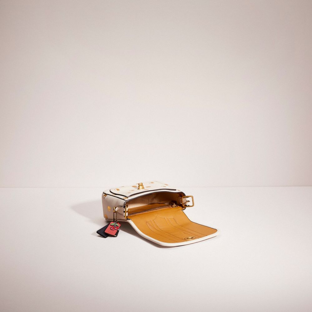 Upcrafted Rambler Crossbody 16 With Apple Print