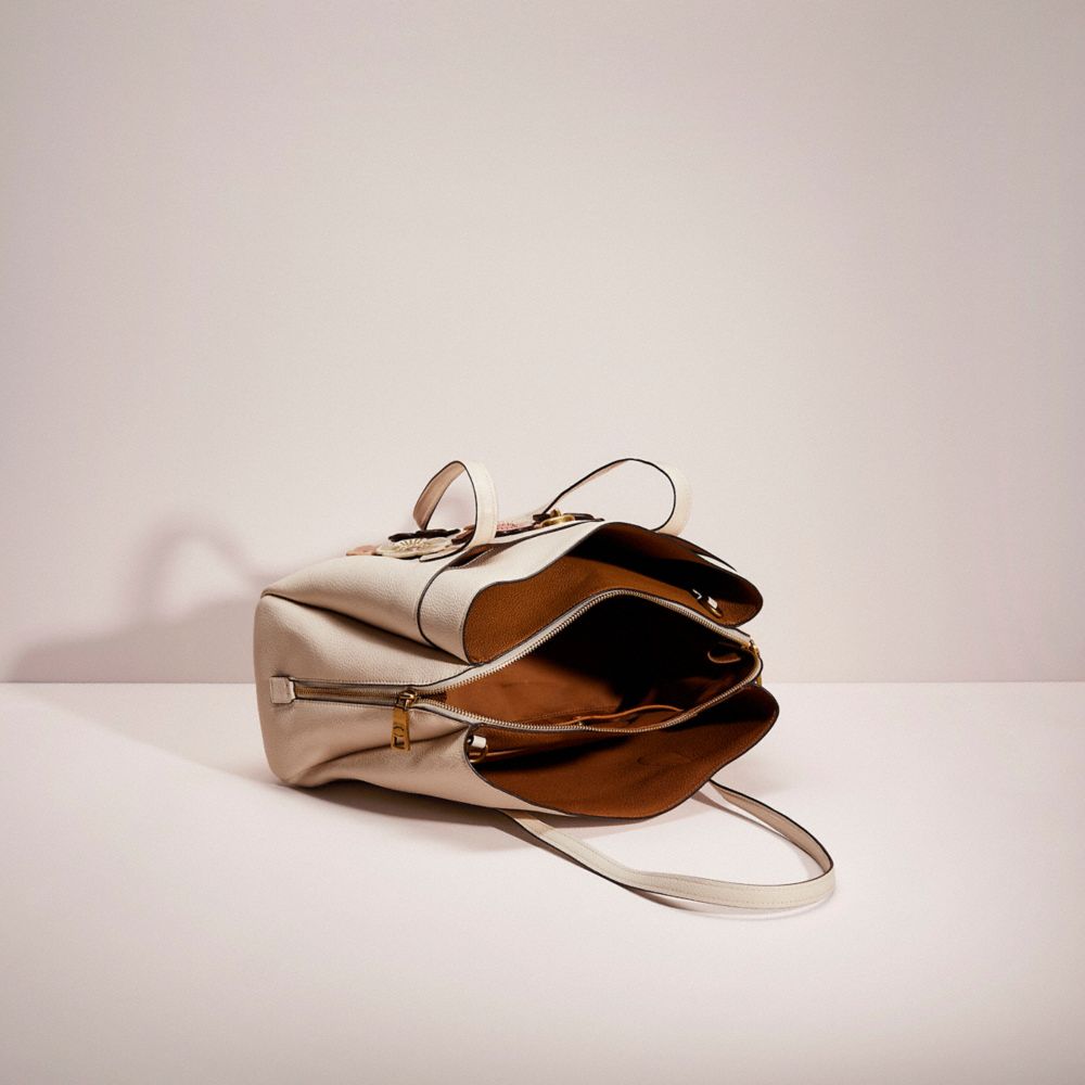 Upcrafted Lora Carryall