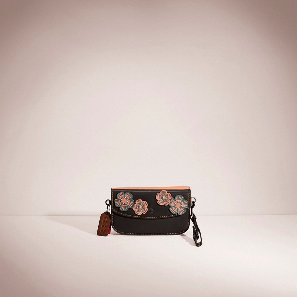 COACH®,UPCRAFTED CLUTCH,Pewter/Dark Blush,Front View