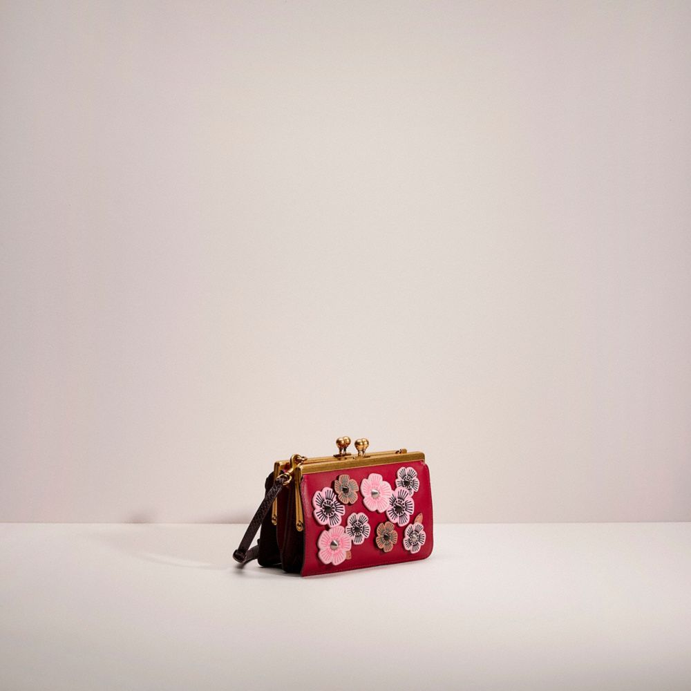 Coach butterfly applique discount wallet