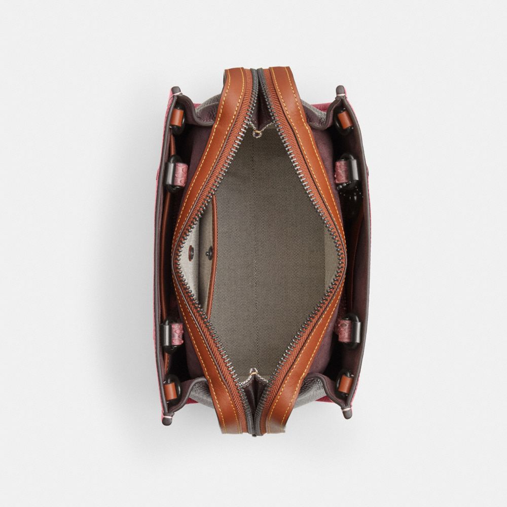 COACH®,ROGUE 25 EN COLOR BLOCK AVEC DÉTAILS EN PEAU DE SERPENT,Multi Étain/Rouge,Inside View,Top View