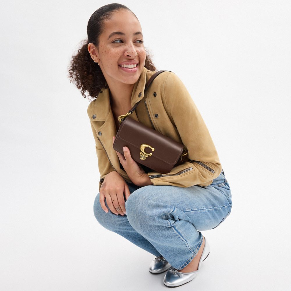 COACH®,Studio Bag 20,Leather,Shoulder Bag,Logo,Metal,Embossed,Silver Metal,Day Party,Brown,Detail View