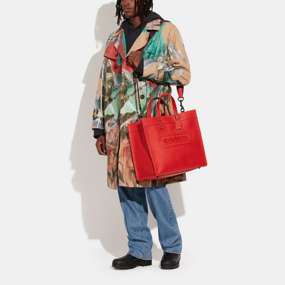 Field Tote Bag 40 With Coach Badge