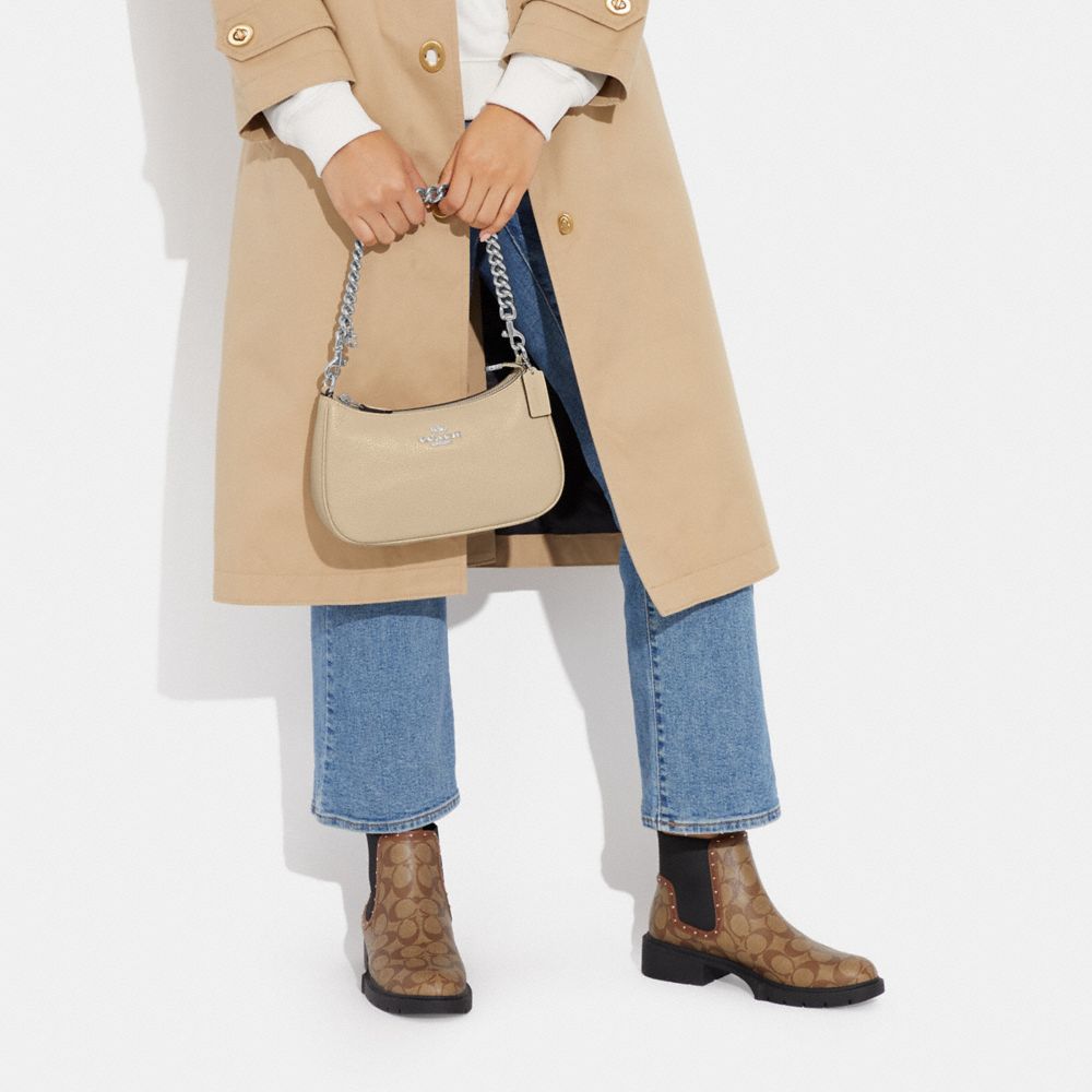 COACH OUTLET®  Teri Shoulder Bag In Signature Canvas