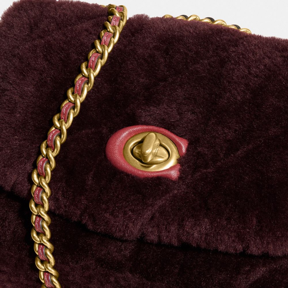Pillow Madison Shoulder Bag 18 In Shearling With Quilting