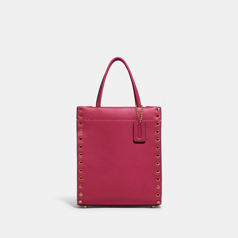 Coach pebbled leather crossbody bag - Pink #coachpinkcrossbodybag