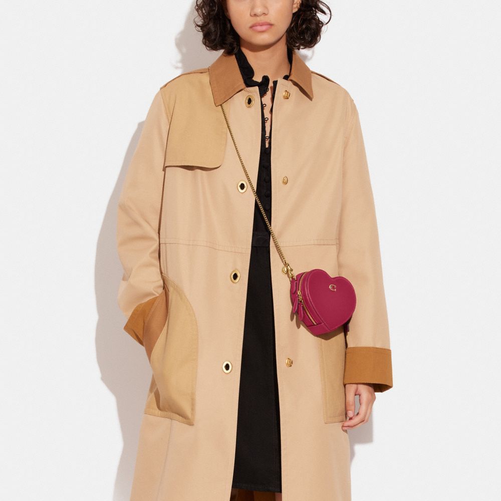 COACH®,Heart Crossbody Bag 14,Leather,Crossbody,3D Embellishment,Metal,Logo,Compact,Lined,Gold Metal,Gold Plated,Day Party,,Detail View