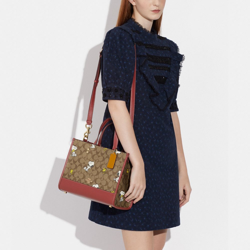 お値下げです！〈美品〉COACH シグネチャー デンプシー キャリーオール デンプシー キャリーオール シグネチャー キャンバス