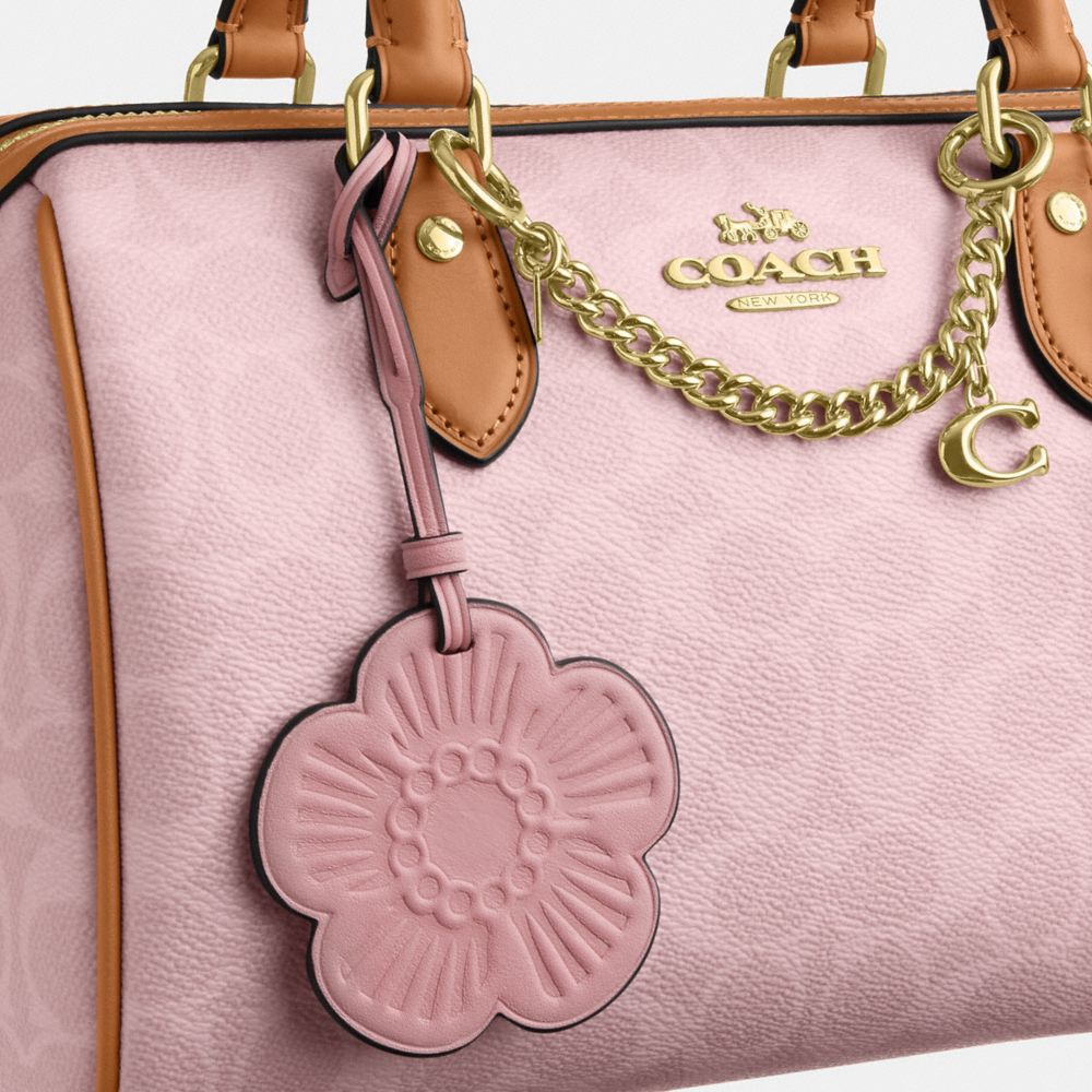 ローアン サッチェル バッグ・シグネチャー キャンバス・チャーム 6