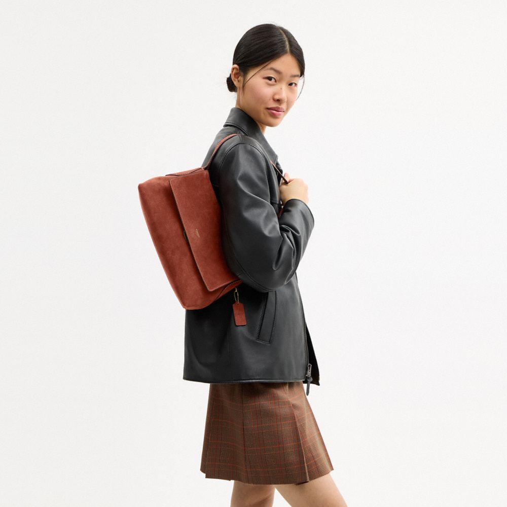 COACH®,Chelsea Shoulder Bag 30,Lining Leather,Leather,Suede,Shoulder Bag,3D Embellishment,Pendant,Metal,Casual,Brown,Detail View