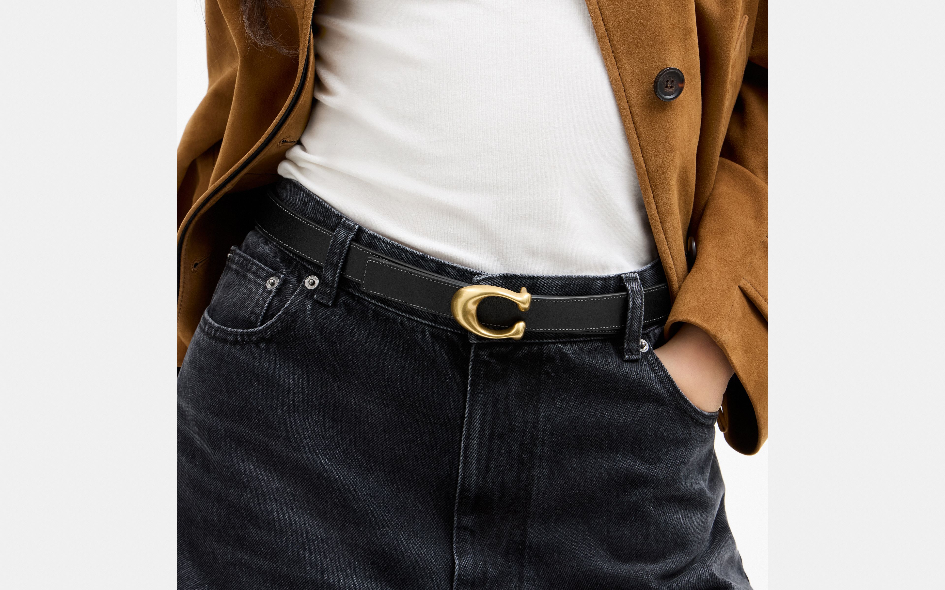 Sculpted C Buckle Reversible Belt
