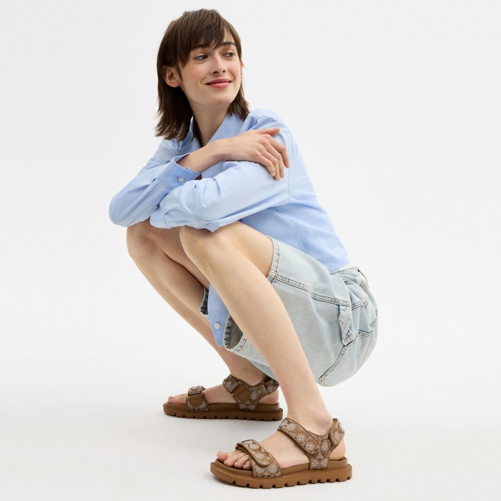 COACH®,SANDALE BRYNN EN JACQUARD EXCLUSIF AVEC CRISTAUX,Bronzé,Detail View