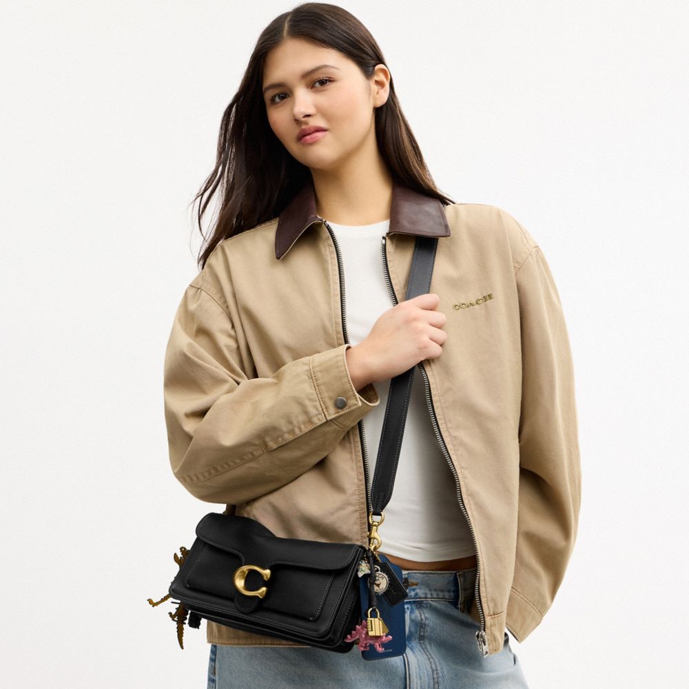 Женские сумки Coach Rexy 10th Birthday Tabby Shoulder 26 With Charms — фото 9