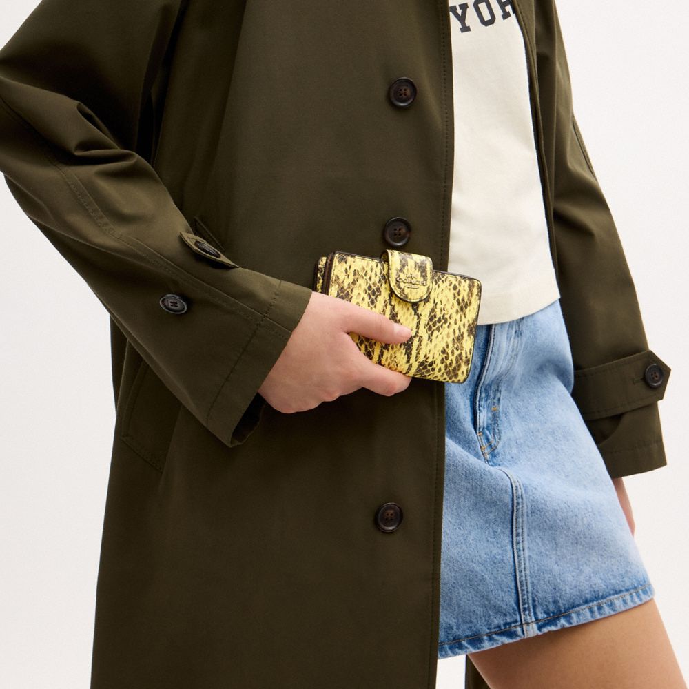 COACH®,Or/Jaune,Detail View