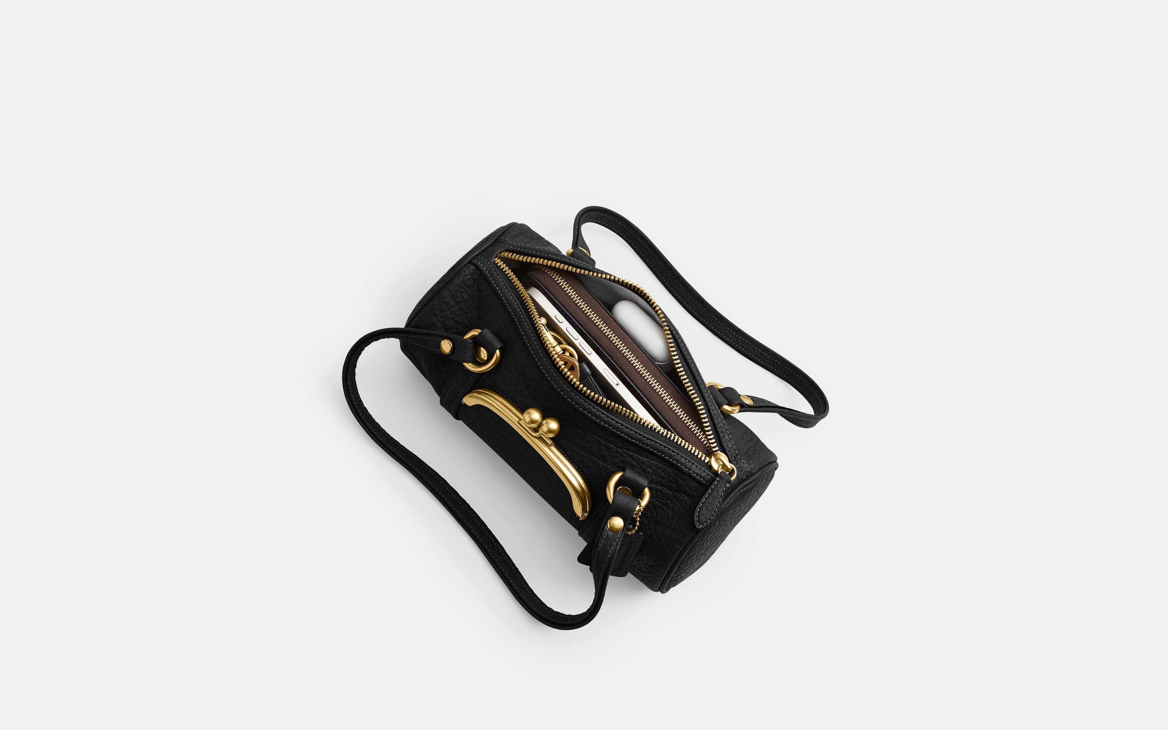 Kisslock Barrel Bag 28
