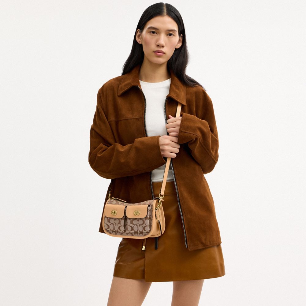 Женские сумки Coach Twin Turnlock Waverly Bag In Signature Jacquard — фото 7