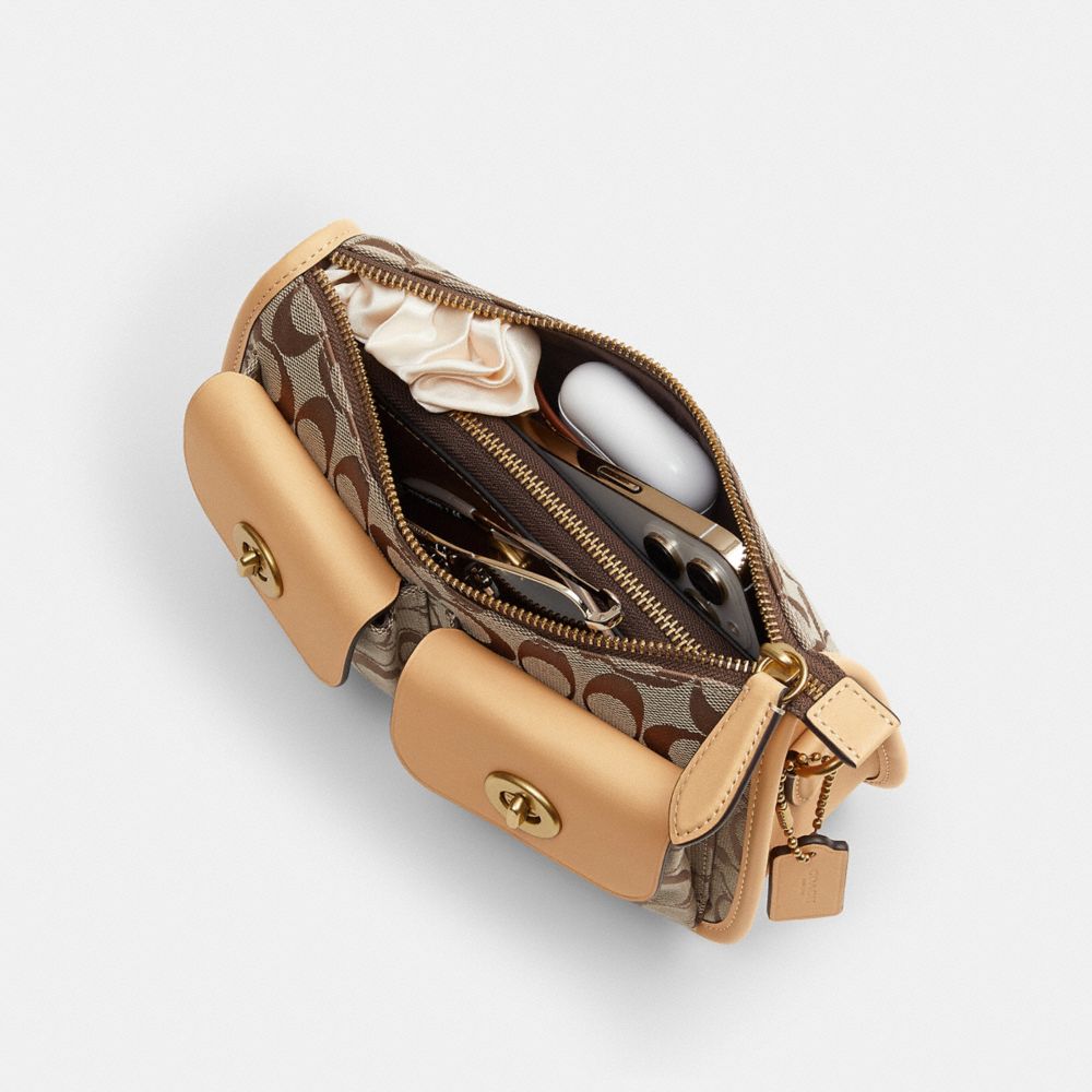 Женские сумки Coach Twin Turnlock Waverly Bag In Signature Jacquard — фото 3