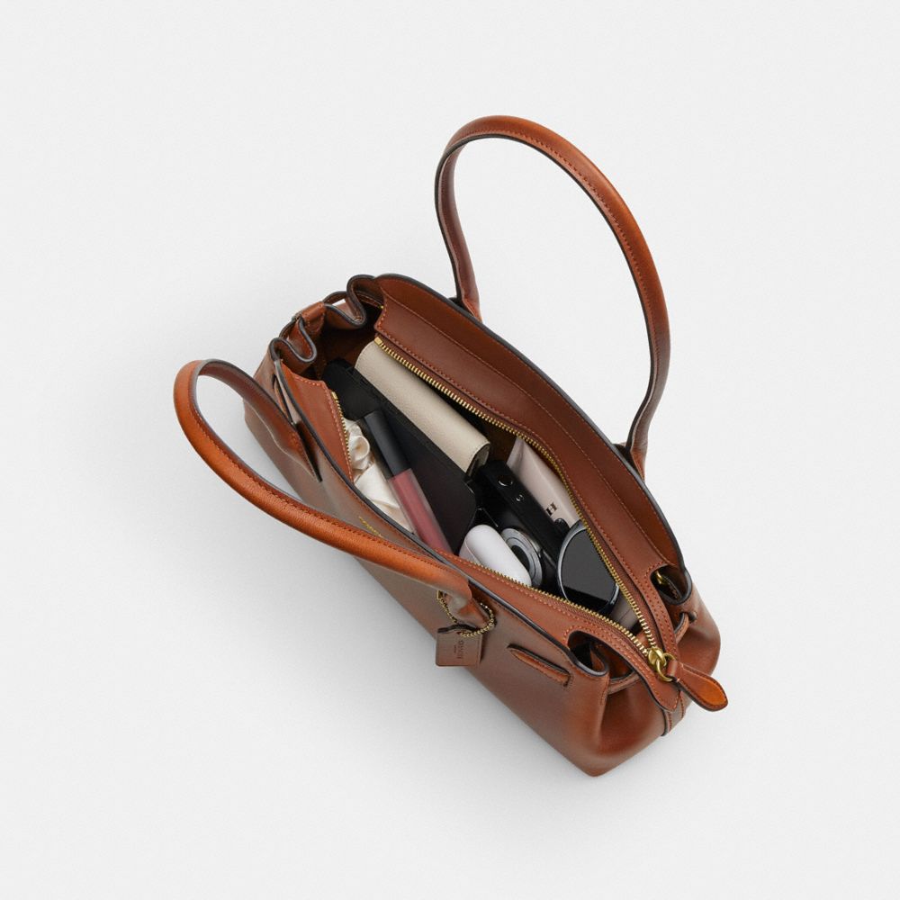 Женские сумки Coach Empire Carryall 34 In Loved Leather — фото 3