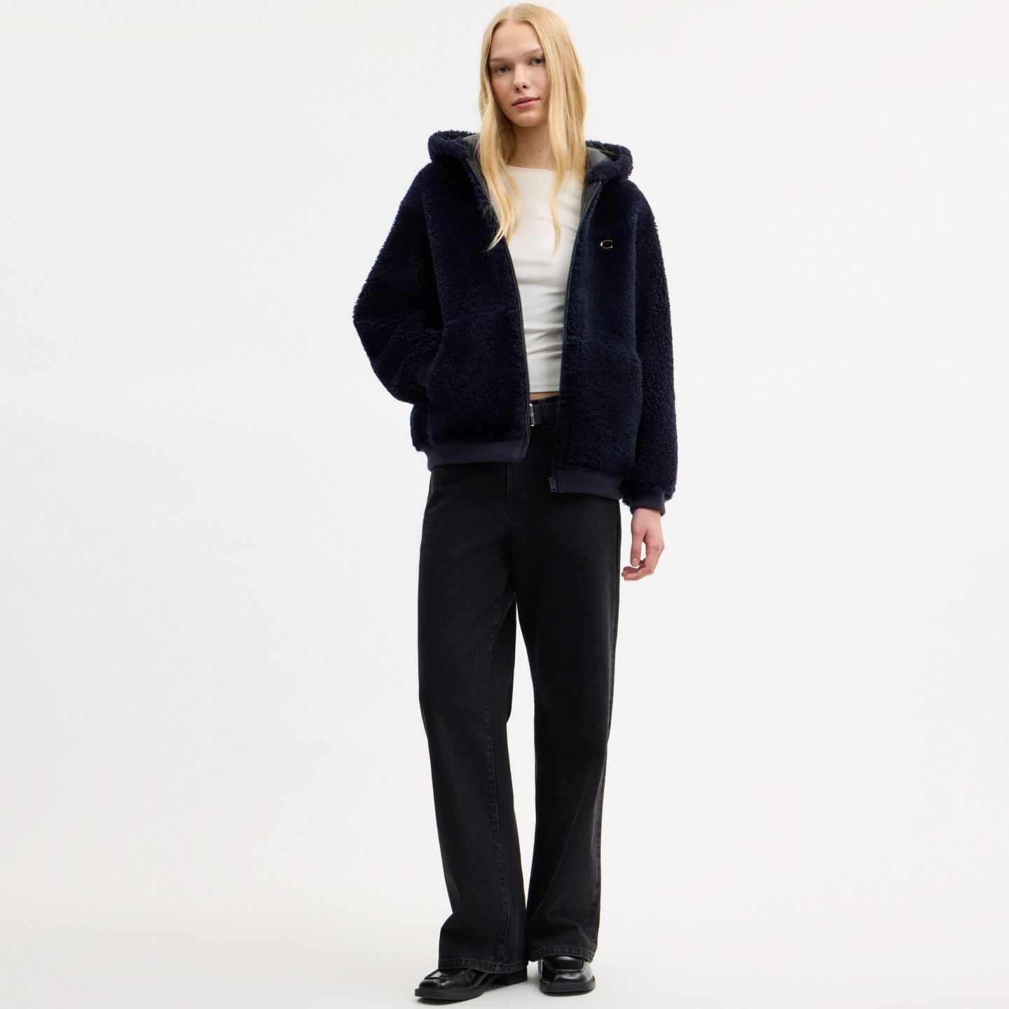 Женское худи Coach Oversized Shearling Zip, цвет: Тёмно-синий — фото 3