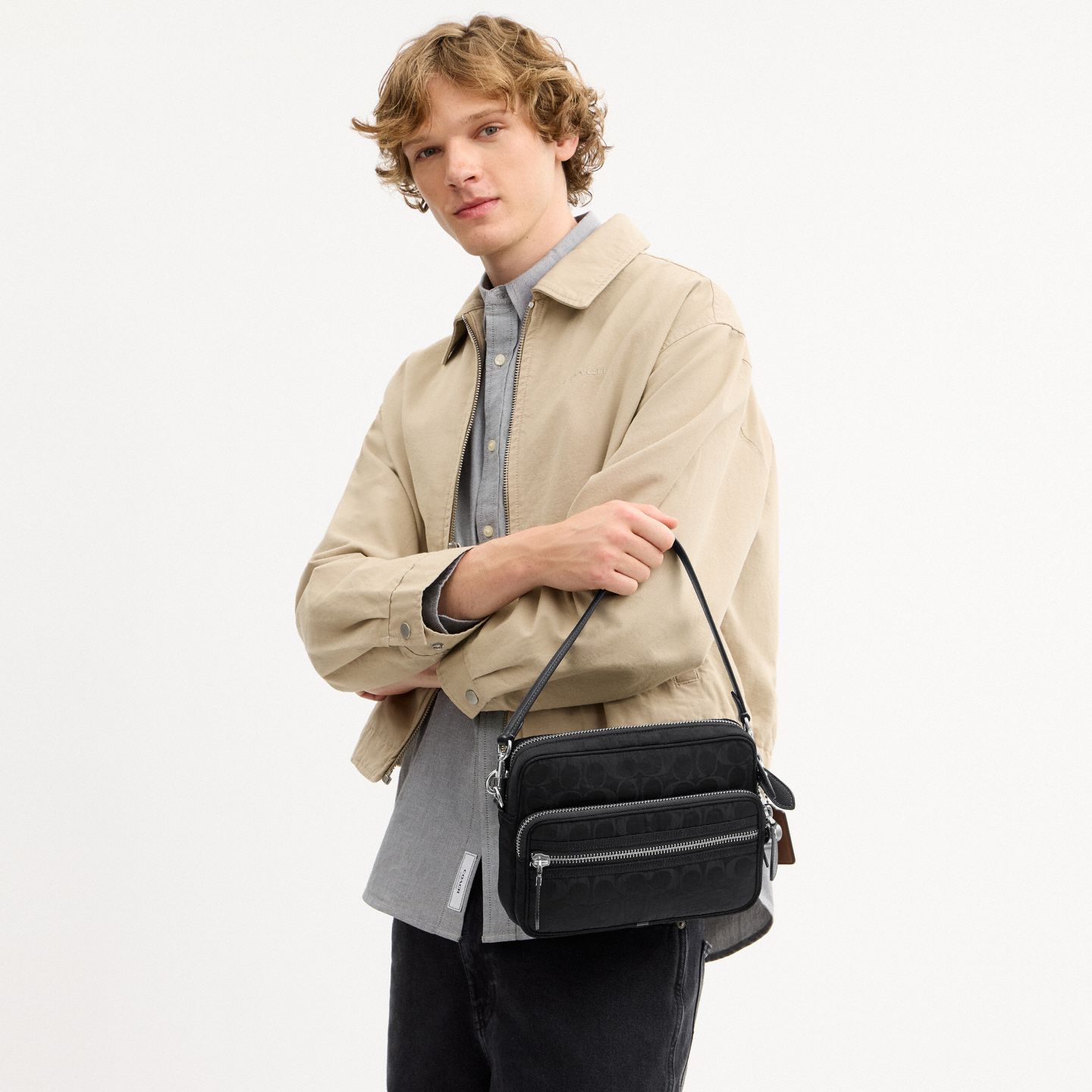 Мужская сумка Coach Dakota Crossbody In Signature Nylon, цвет: Чёрный — фото 5