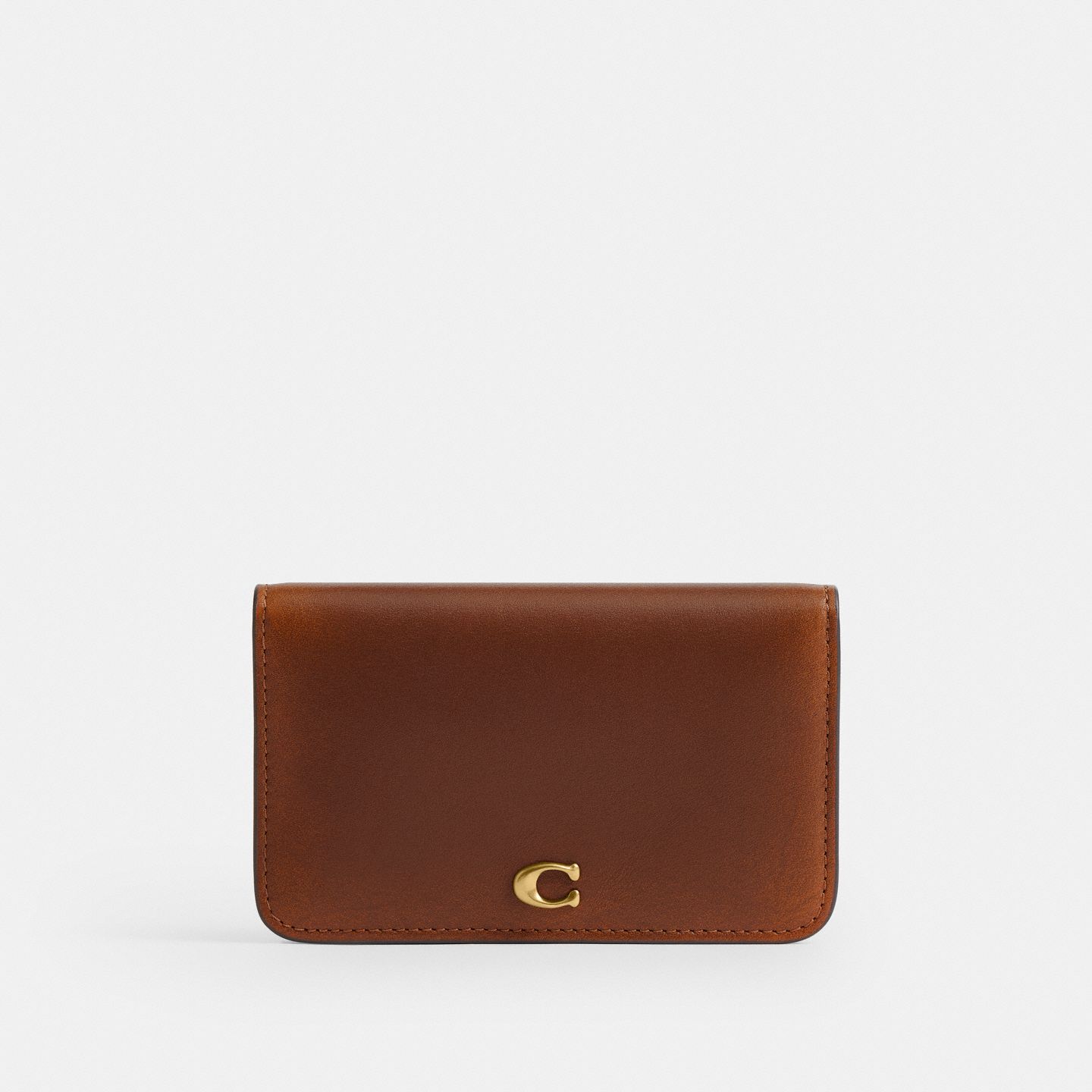 Женский кошелёк Coach Essential Slim Card Case In Loved Leather, цвет: Латунный / Коричневый — фото 1
