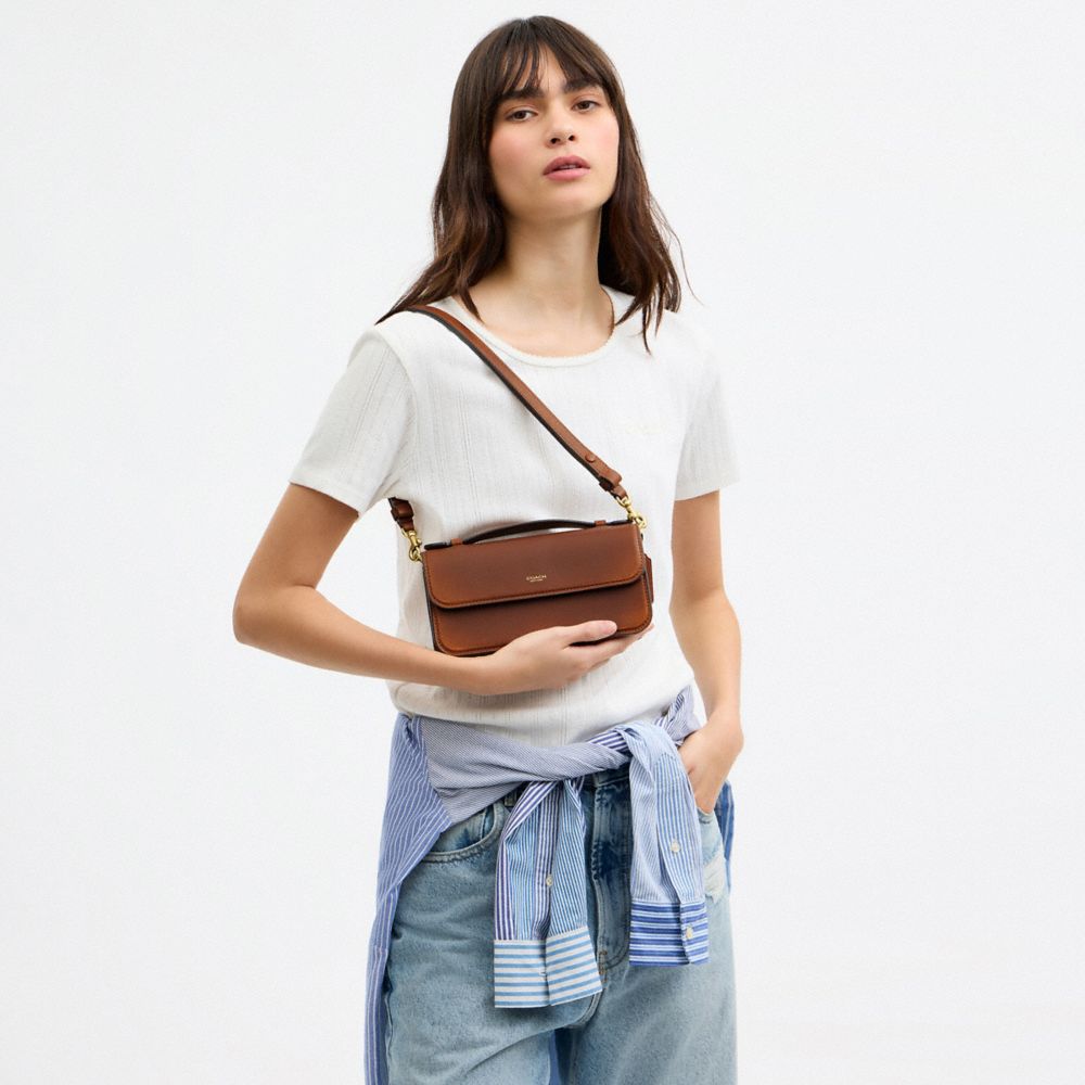 Женские сумки Coach New York Elora Top Handle Crossbody In Loved Leather — фото 7