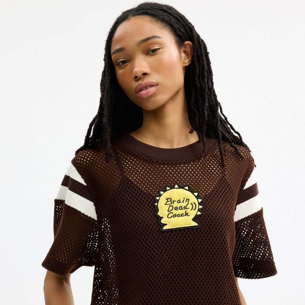Женские футболки Coach Brain Dead Mesh Football T-Shirt — фото 5