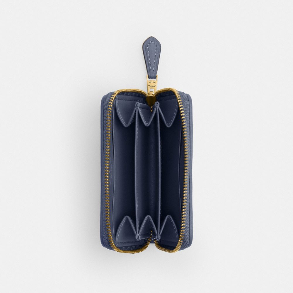Женские кошельки Coach Essential Small Zip Around Card Case In Regenerative Cotton Denim With Crystal Signature — фото 3