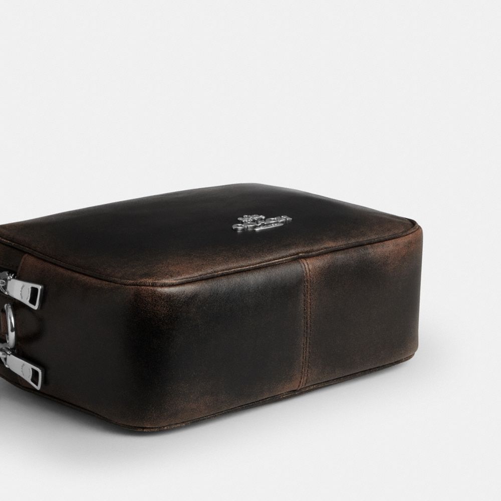 キャリー クロスボディ バッグ・ラブド レザー 3