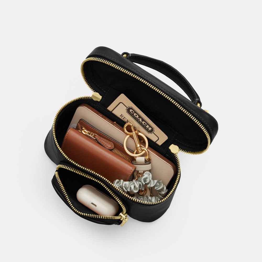 Rainer Crossbody Bag 18 With Pocket | COACH®