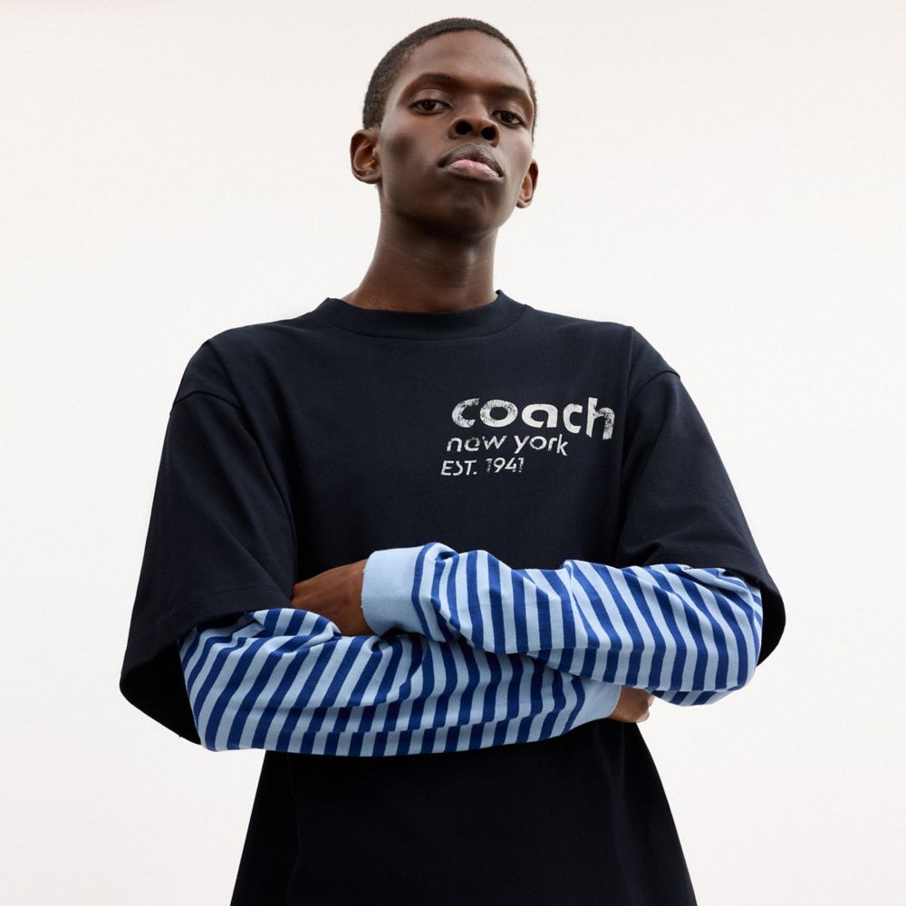 Мужские футболки Coach Double Layered Long Sleeve T-Shirt In Organic Cotton — фото 4